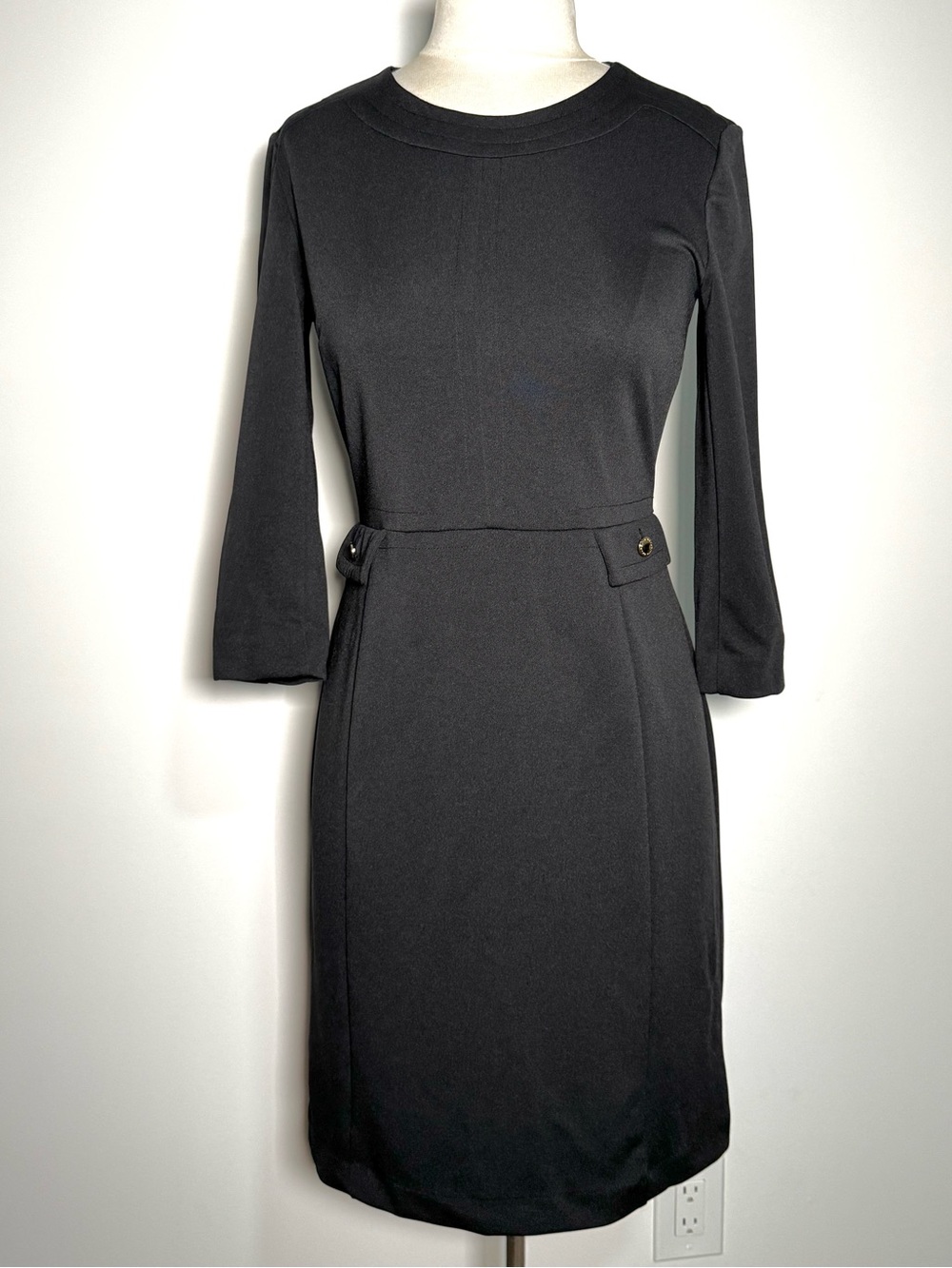 Liz Claiborne Black Sheath Dress Size M 3/4 Sleeve Career Work Pencil Classy